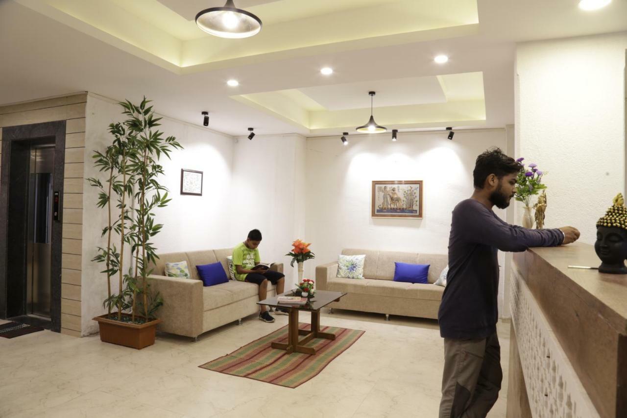 Emerald Vista Luxury Suites Poona Buitenkant foto