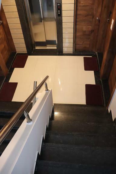 Emerald Vista Luxury Suites Poona Buitenkant foto