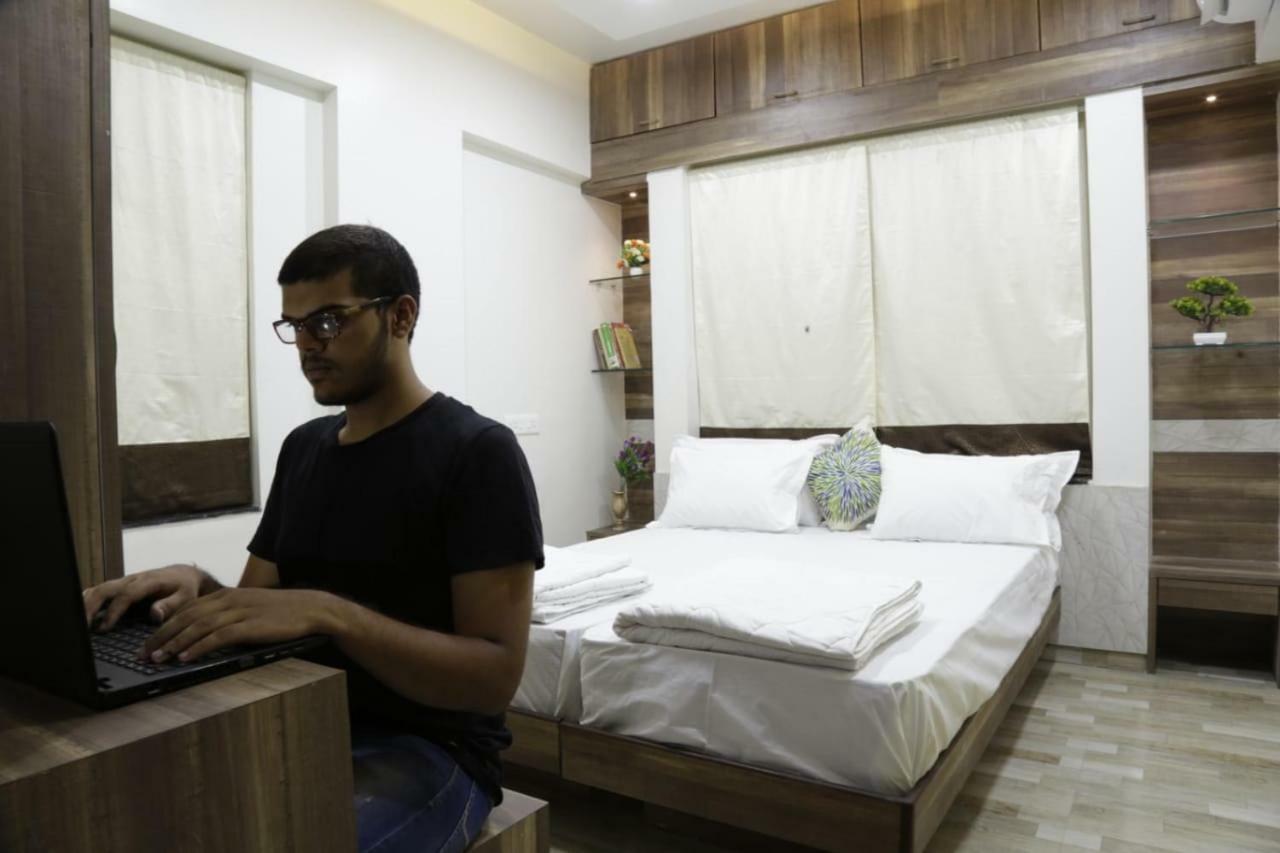 Emerald Vista Luxury Suites Poona Buitenkant foto